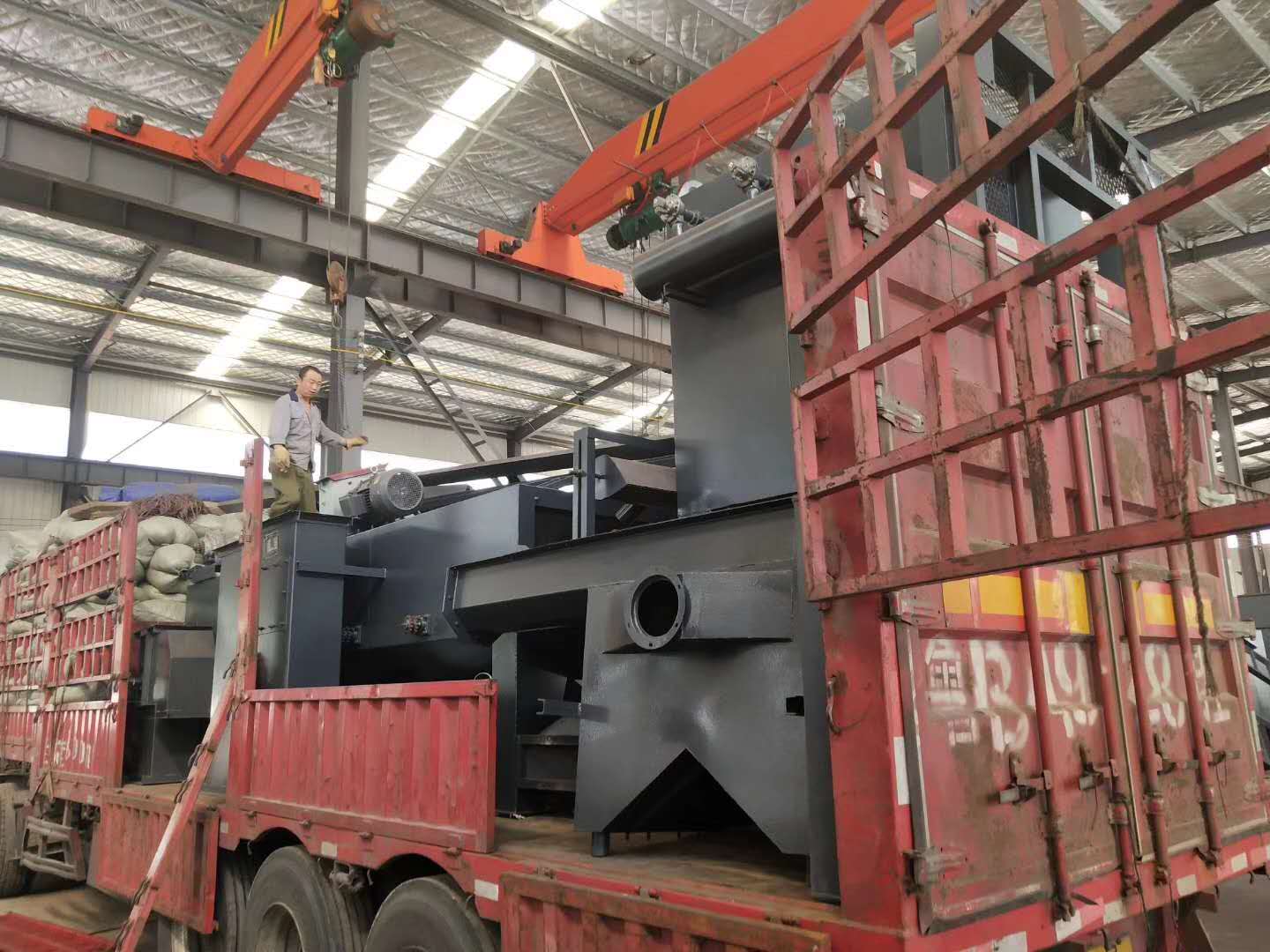 q6915通過式拋丸清理機發往張家港